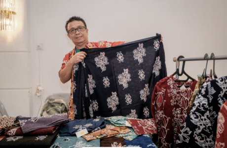 hari batik-kampung